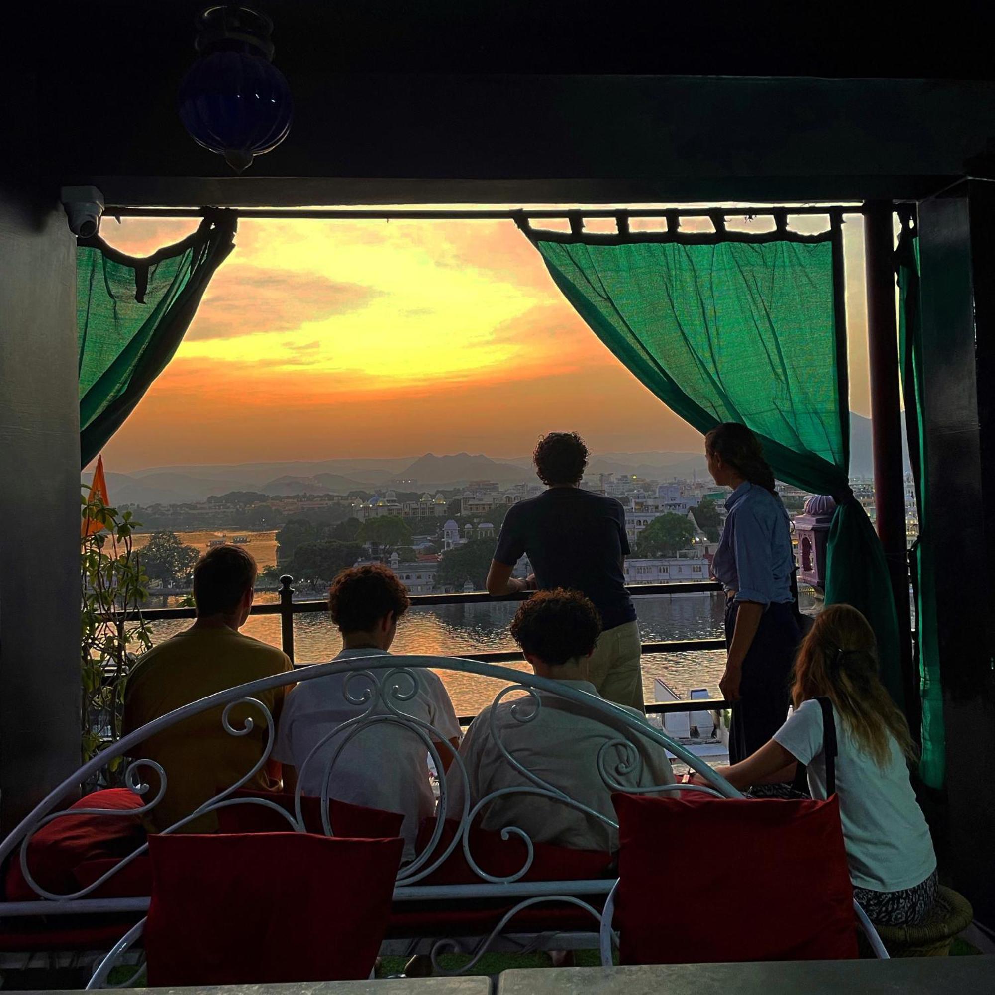 Auberge de jeunesse Tamasha Udaipur Extérieur photo